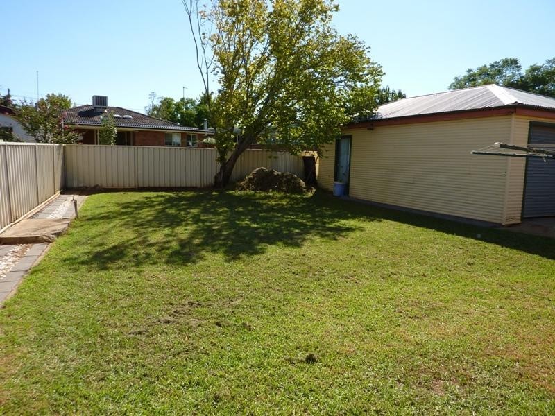 20 Laughton Street, Dubbo NSW 2830