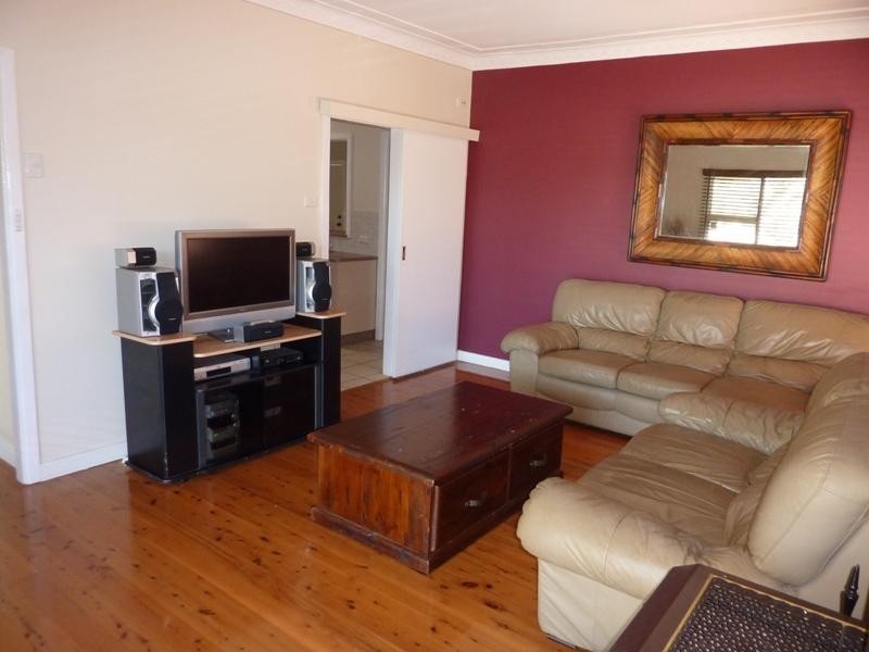 20 Laughton Street, Dubbo NSW 2830