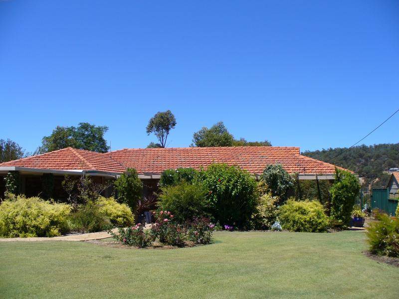 34 OPAL WAY, Mount Richon WA 6112