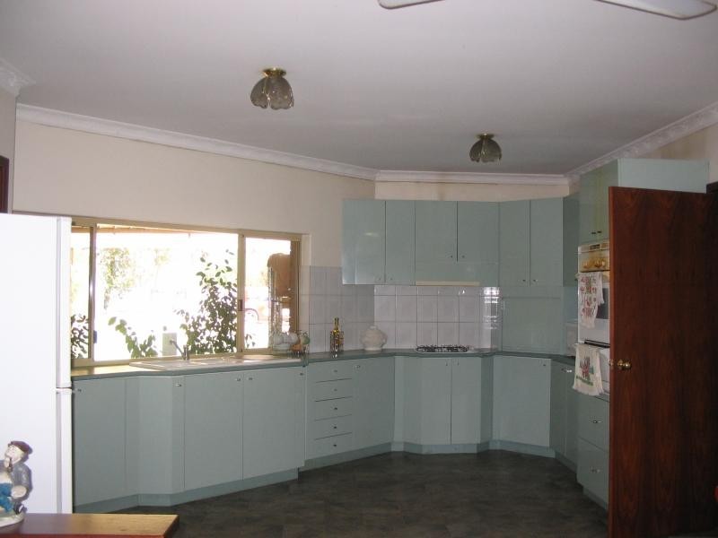 422 UTLEY ROAD, Serpentine WA 6125