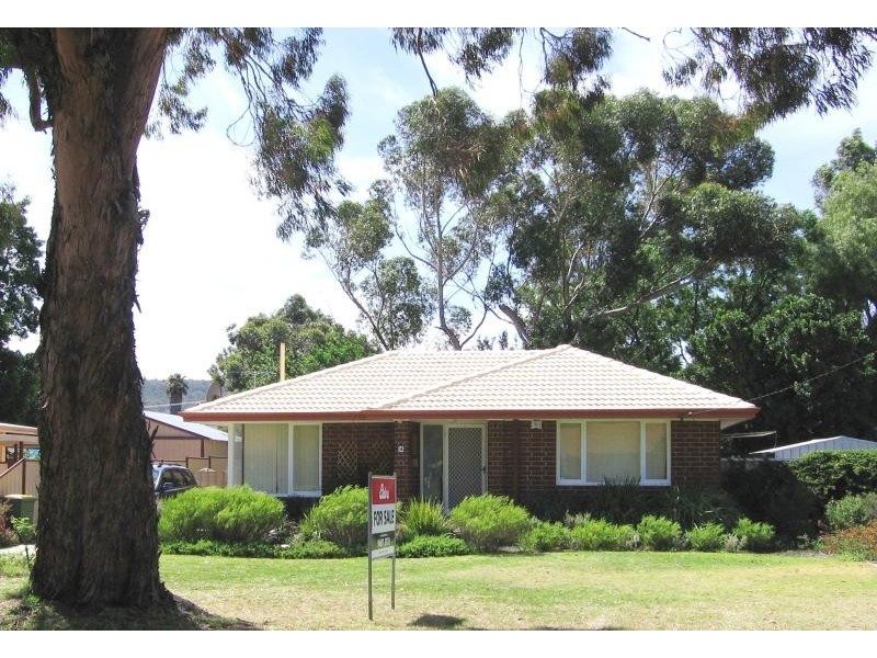 14 OFFORD STREET, Armadale WA 6112