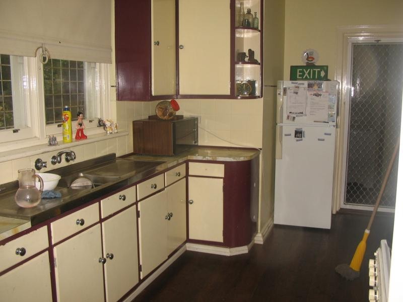 12 SEVENTH ROAD, Armadale WA 6112