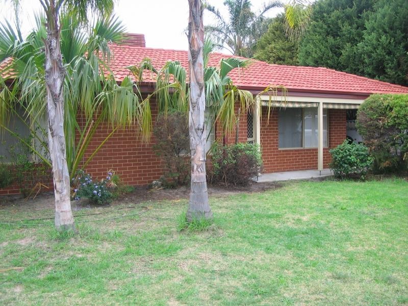 16 CABLE CLOSE, Seville Grove WA 6112