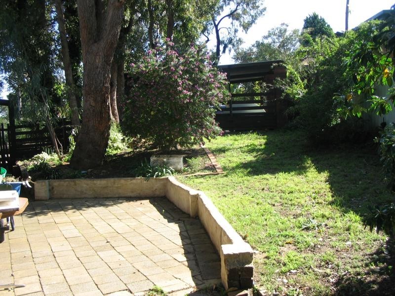 11 Alola Street, Kelmscott WA 6111