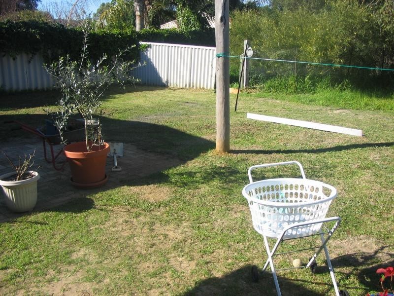 99 Powell Crescent, Armadale WA 6112