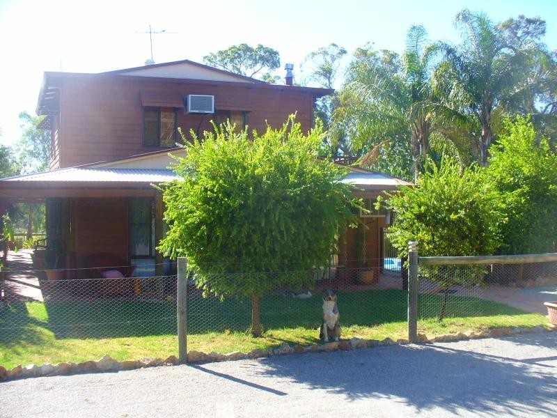25 Lewis Road, Serpentine WA 6125