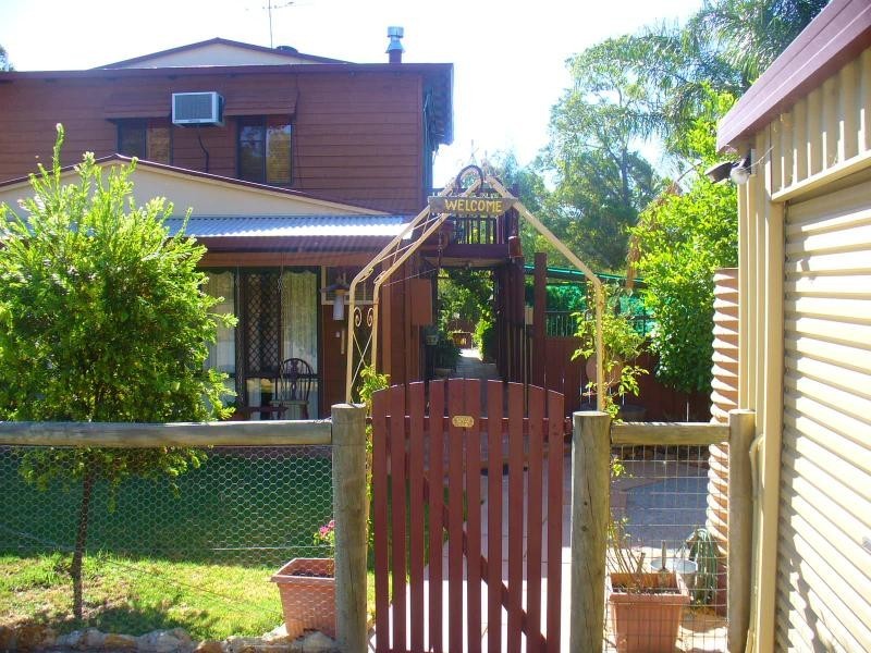 25 Lewis Road, Serpentine WA 6125