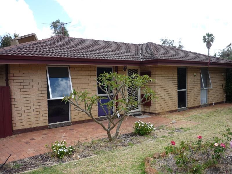 13 Mogo Street, Armadale WA 6112