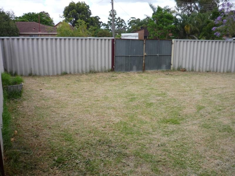 13 Mogo Street, Armadale WA 6112