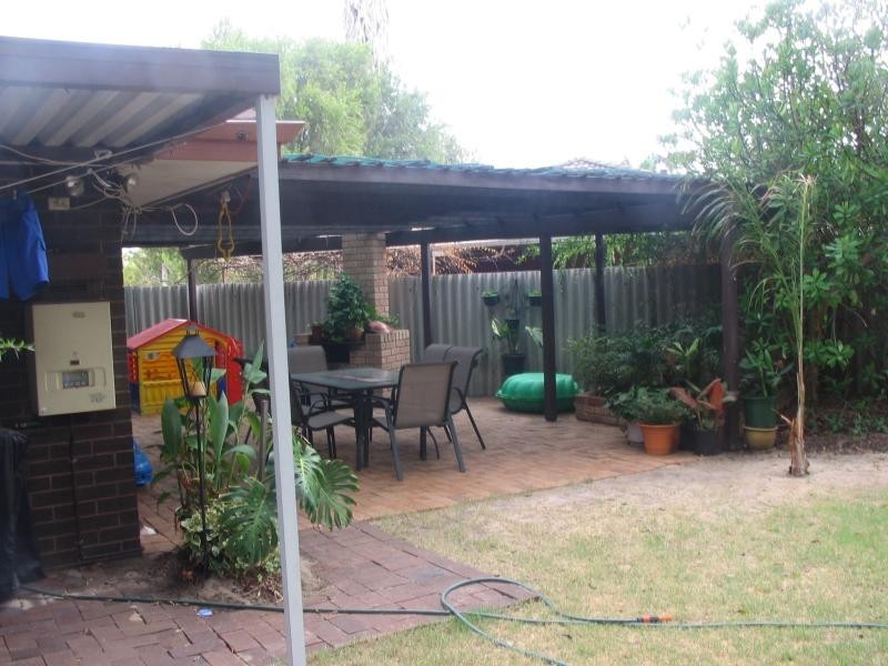 22 Bavich Road, Armadale WA 6112