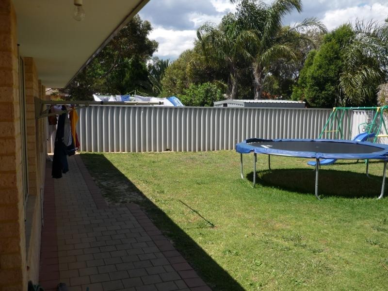 3 Emu Rd, Armadale WA 6112