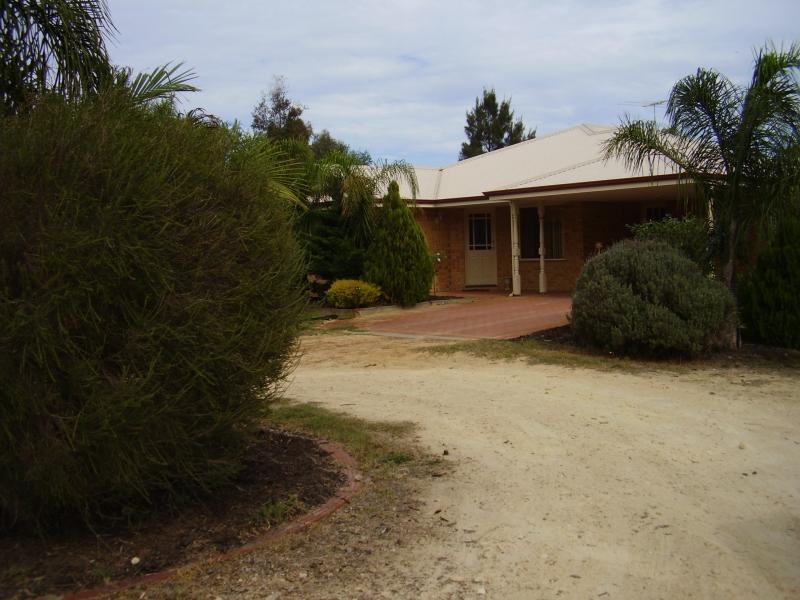 290 Hall Road, Serpentine WA 6125