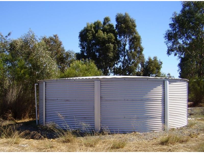 187 King Road, Oakford WA 6121