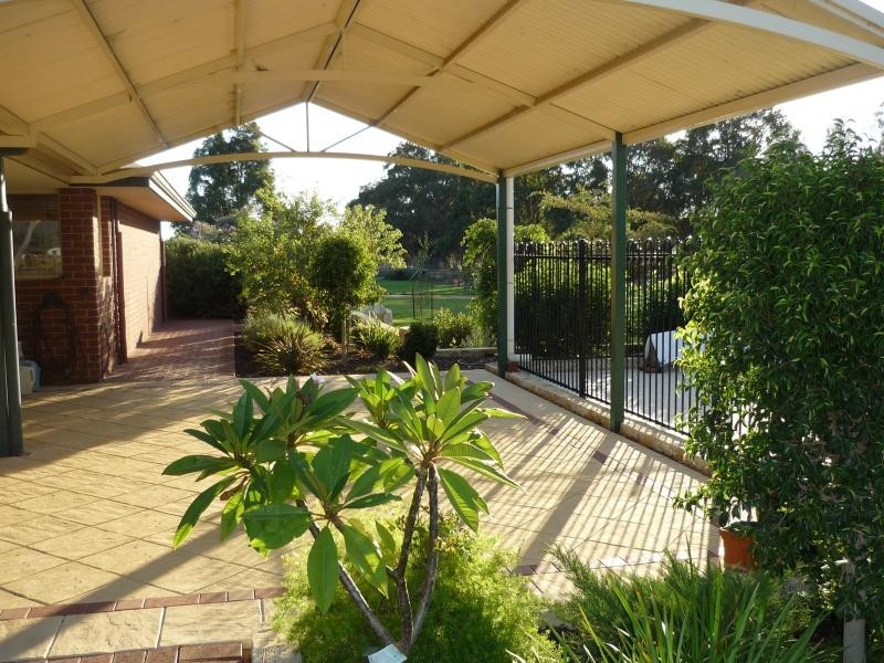 56 Walker Road, Serpentine WA 6125