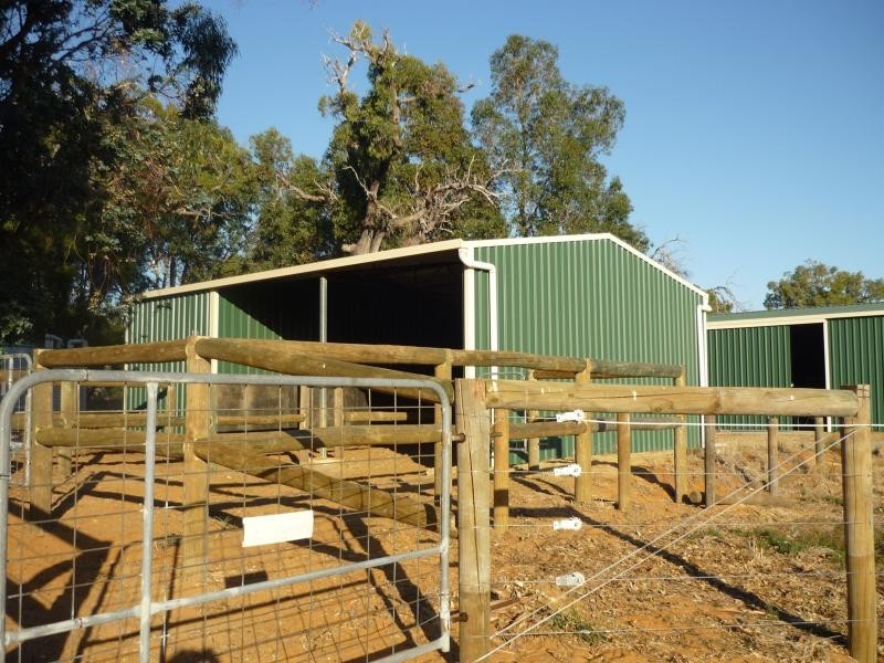 56 Walker Road, Serpentine WA 6125