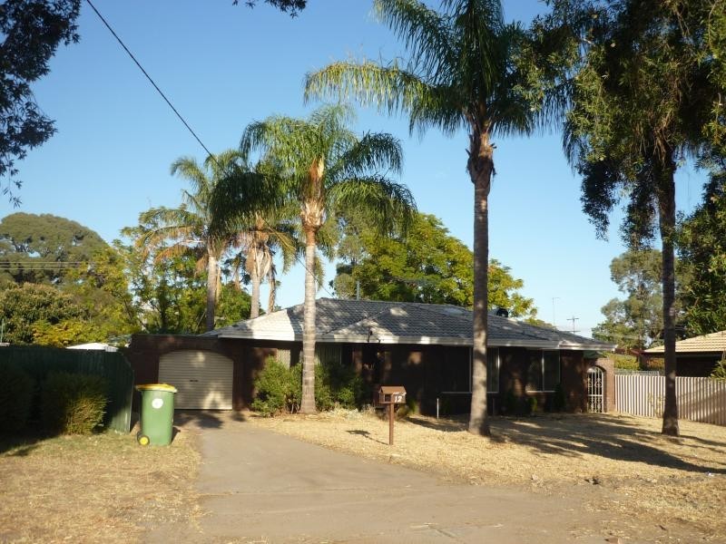 12 Tambulam Way, Armadale WA 6112