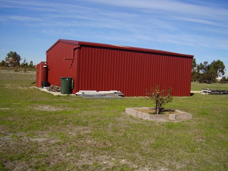 98 Bangap Place, Oakford WA 6121