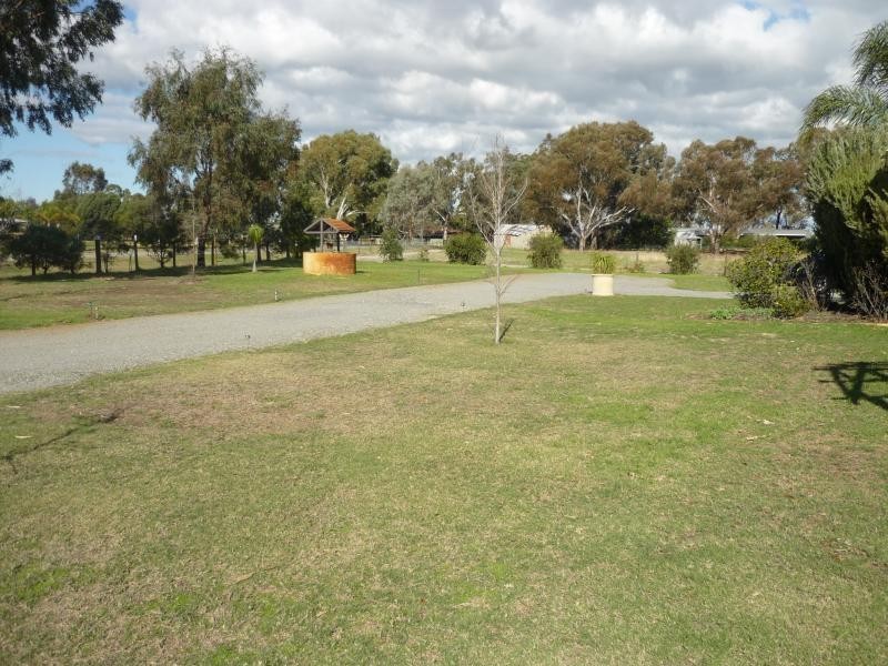 25 Bournbrook, Cardup WA 6122