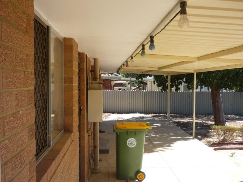 9 Leumeah St, Armadale WA 6112