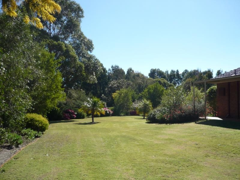 119 Salmonbark Rd, Serpentine WA 6125