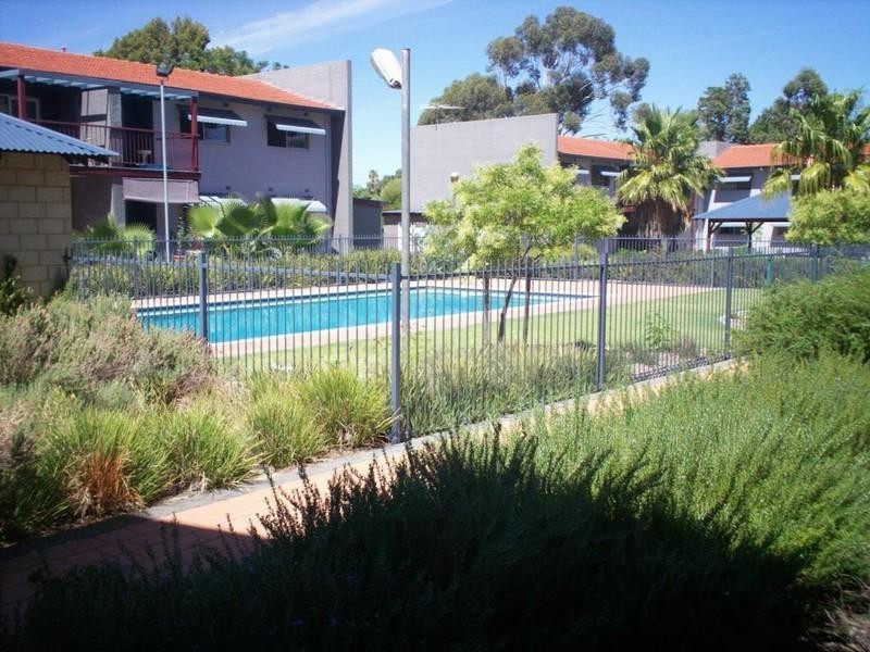 Unit 18/14 Coralee Court, Armadale WA 6112