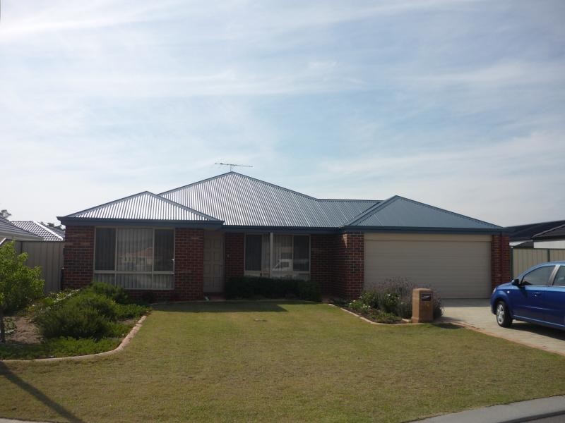 24 Glenfin  Road, Seville Grove WA 6112