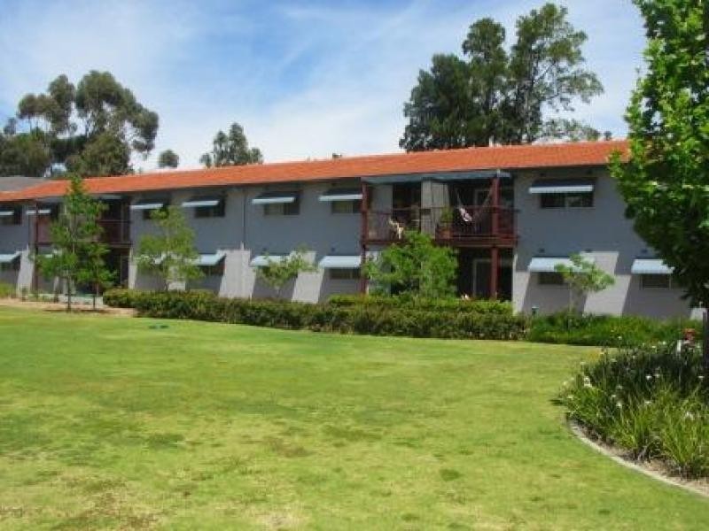 Unit 32/14 Coralie Ct, Armadale WA 6112