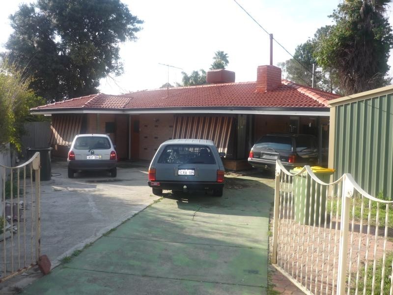 145 Forrest Road, Armadale WA 6112