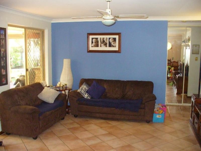 28 Henderson Drive, Seville Grove WA 6112