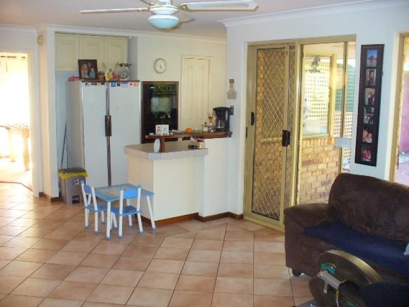 28 Henderson Drive, Seville Grove WA 6112