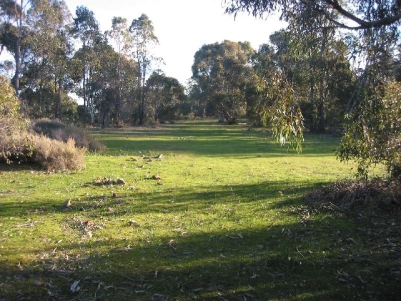 2 Deldillia Follow, Serpentine WA 6125