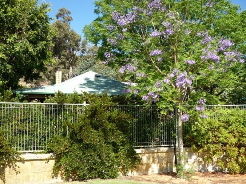 16 McKay Dve, Serpentine WA 6125