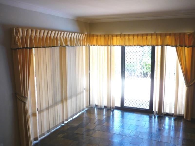 92 Brown Crescent, Seville Grove WA 6112