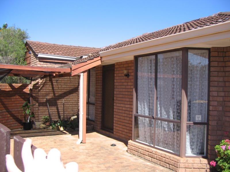 2 Cheritons Place, Armadale WA 6112