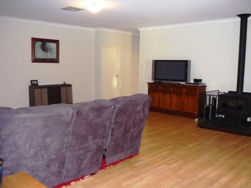 37 Tranby Ave, Serpentine WA 6125