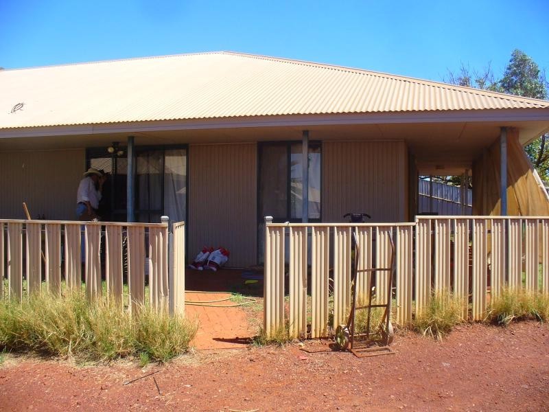 Unit 2/6 Nardoo Loop, Newman WA 6753