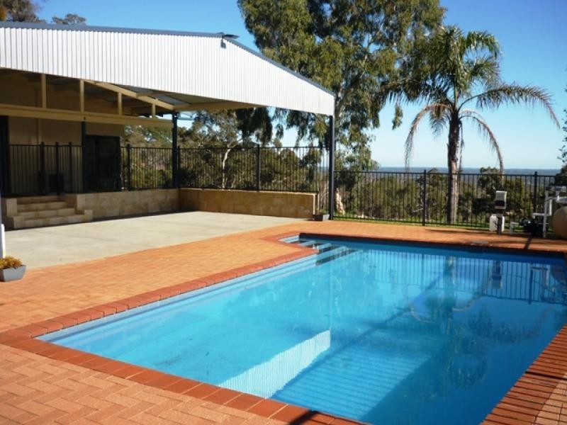 235 Nettleton Rd, Byford WA 6122