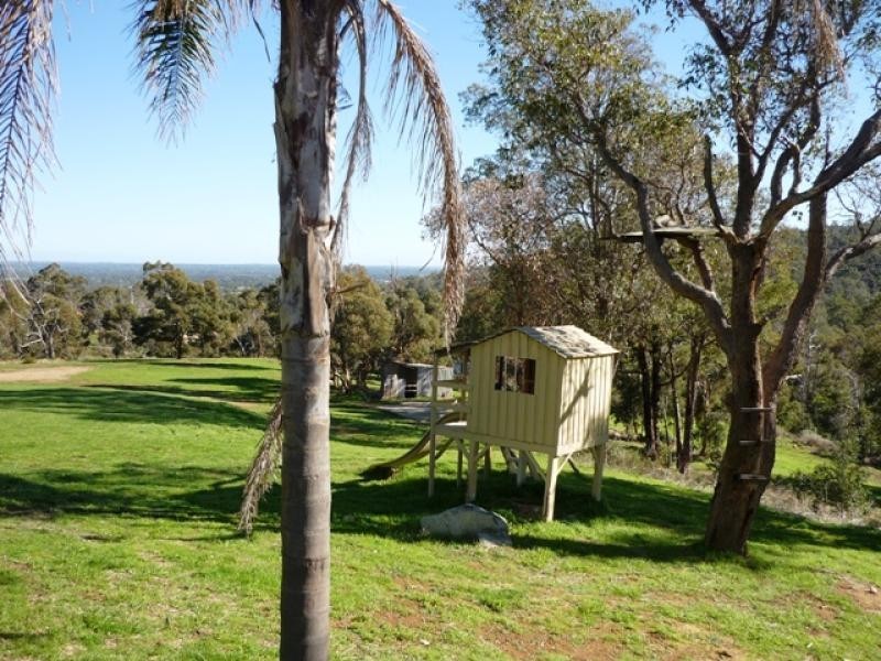 235 Nettleton Rd, Byford WA 6122