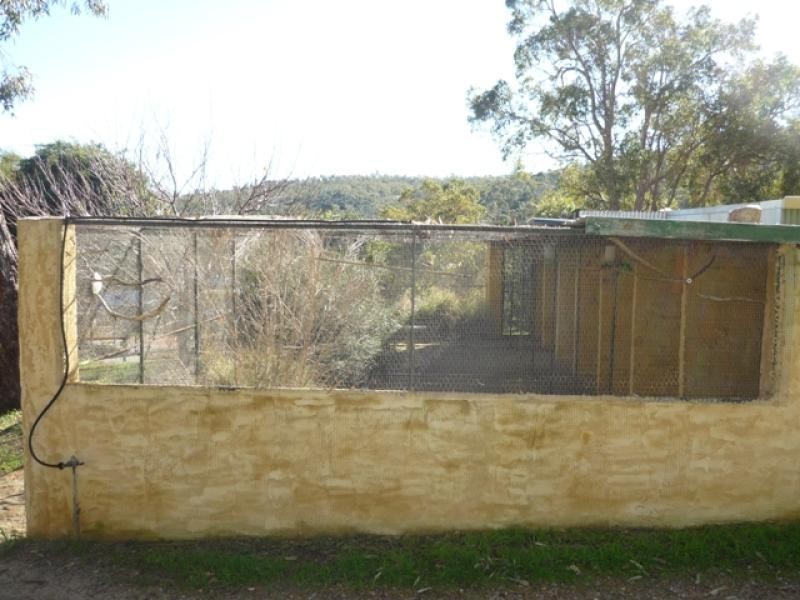 235 Nettleton Rd, Byford WA 6122