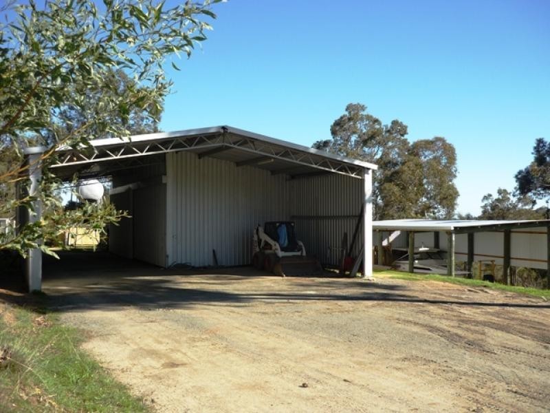 235 Nettleton Rd, Byford WA 6122