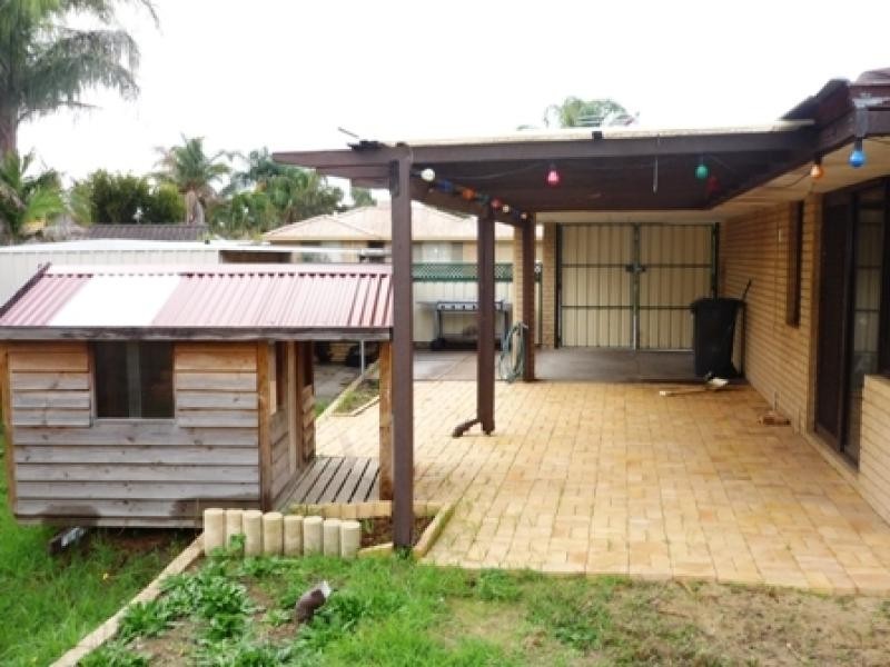 3 Logan Court, Seville Grove WA 6112