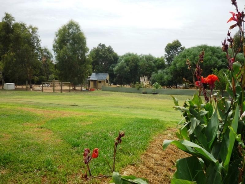 37 Tranby Avenue, Serpentine WA 6125