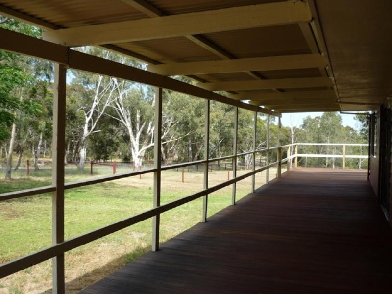 73 Lewis Road, Serpentine WA 6125