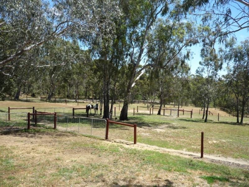 73 Lewis Road, Serpentine WA 6125