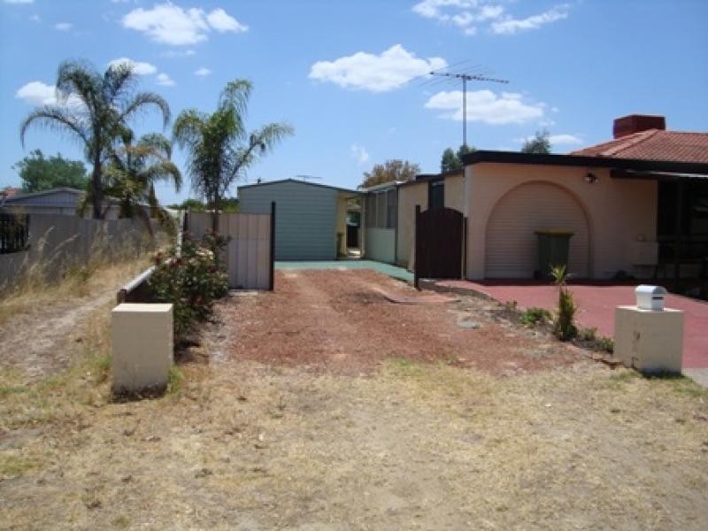 11 b Dryandra Way, Armadale WA 6112