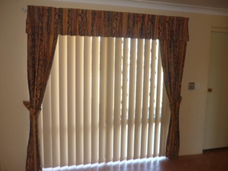 3 KARA COURT, Seville Grove WA 6112