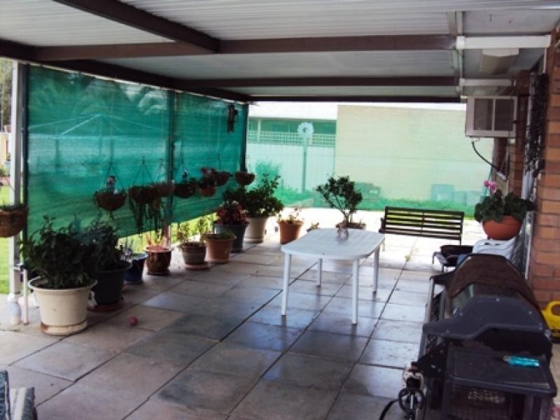 375 Railway Ave, Armadale WA 6112