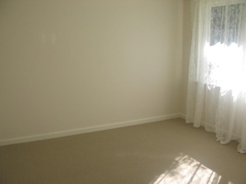 5 OSCAR STREET, Armadale WA 6112