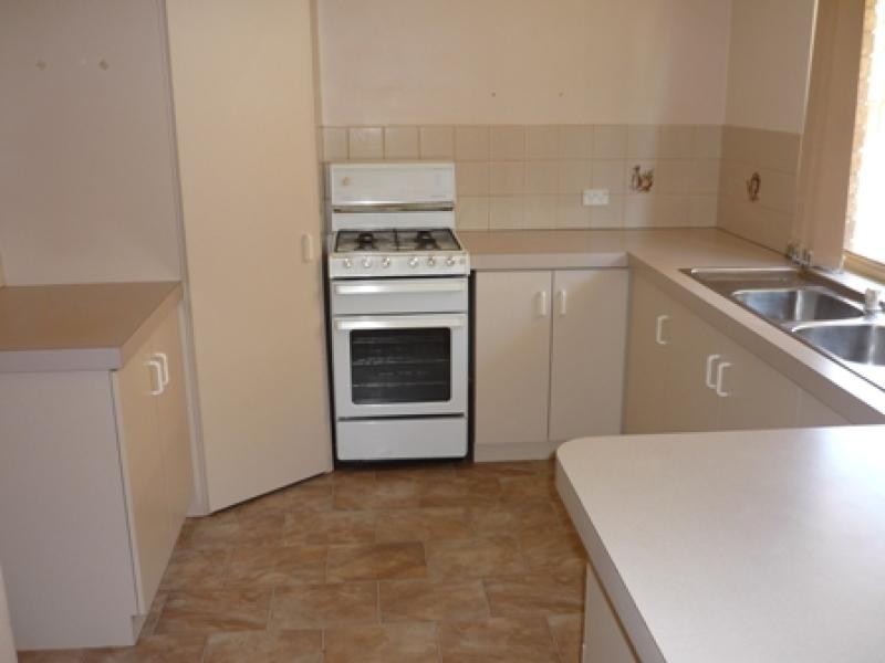 Unit A/26 MARIAN AVENUE, Armadale WA 6112