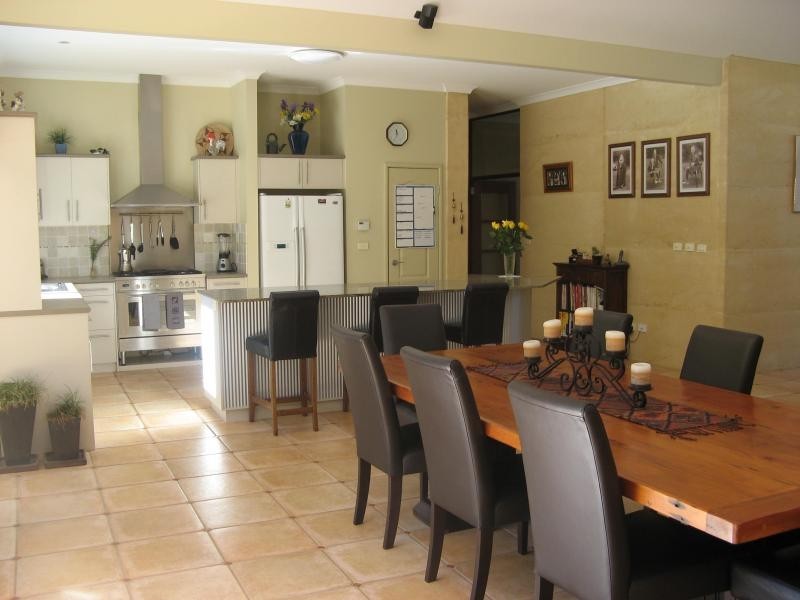 14 MANOR APPROACH, Baldivis WA 6171